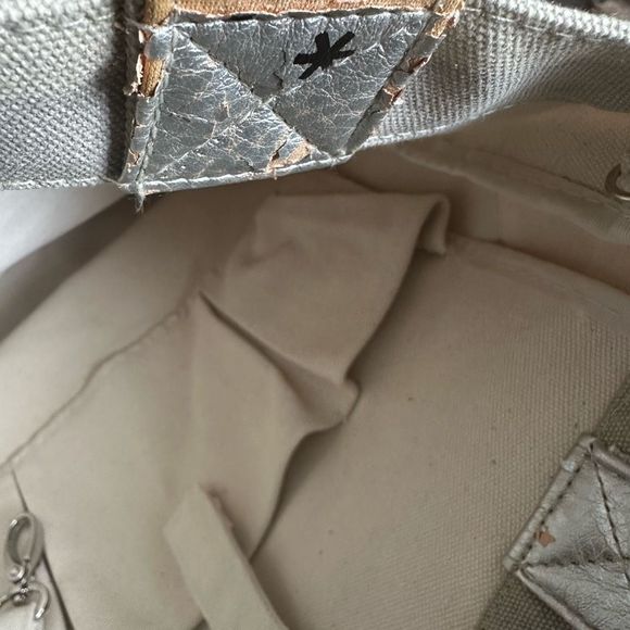 Vintage Andy Warhol Cambell’s Soup Can Tote By Loop Design - Picture 6 of 6